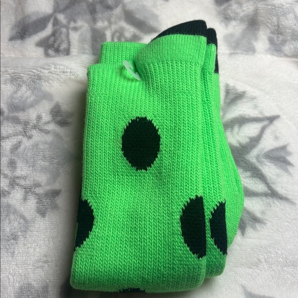 💚💚 Green Neon and Black Polka Dot Socks.                   💚💚🧦Box4 - Picture 6 of 8